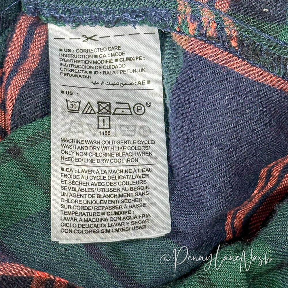 Old Navy Relaxed Soft-Washed Classic Shirt Plaid - Picture 4 of 10